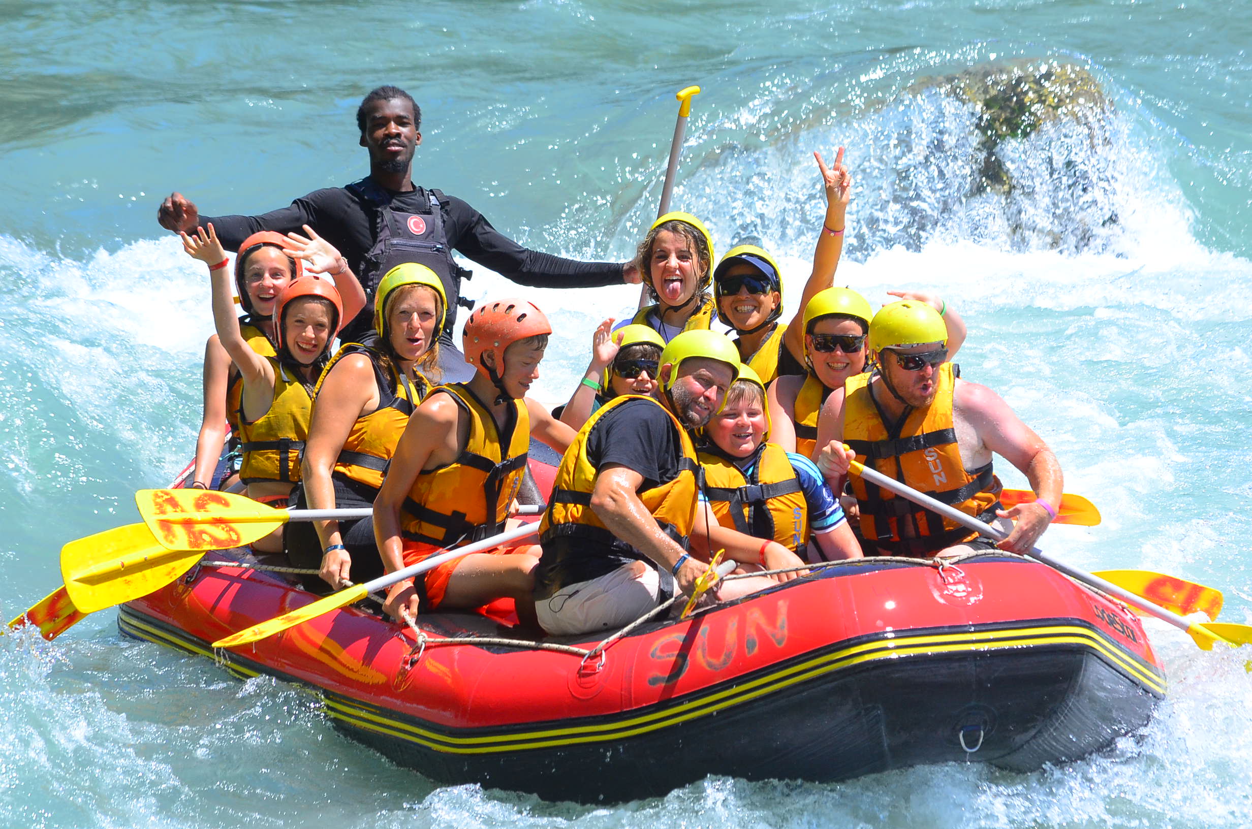 Buggy Safari + Monster + Rafting + Zipline (4'in 1)